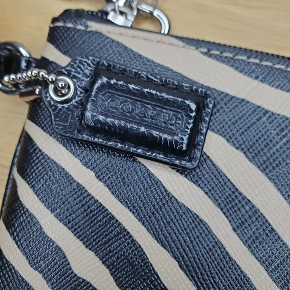 Authentic Coach Wristlet - Picture 4 of 13